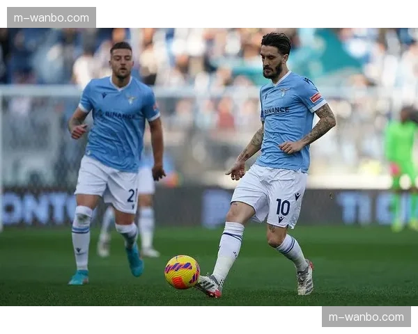 意甲战报:拉齐奥0-2不敌亚特兰大,因莫比莱多次错失良机