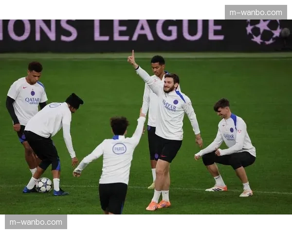 巴黎圣日耳曼主帅恩里克安排球员休息两天，全力备战欧冠对阵利物浦关键战